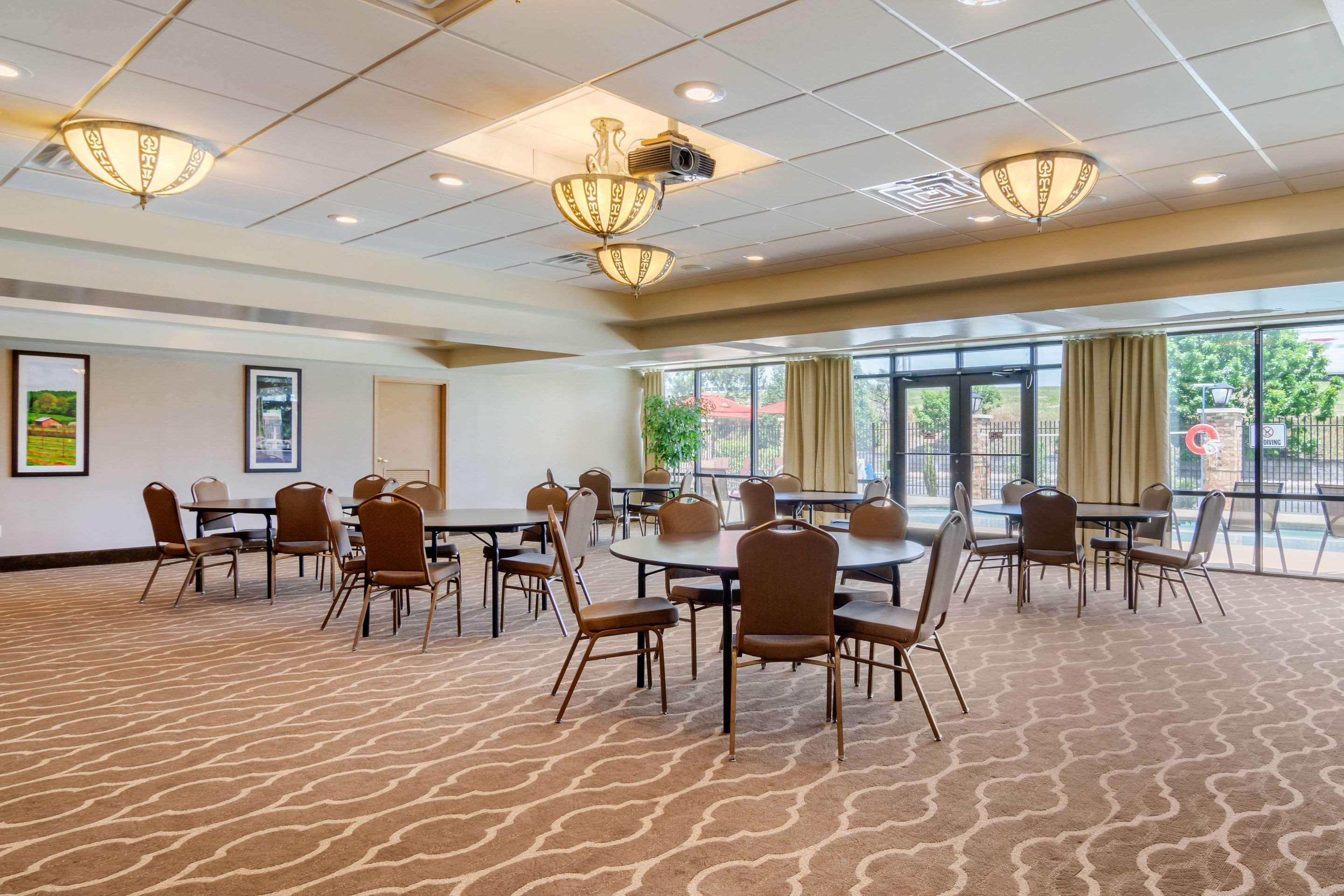Comfort Inn & Suites Корділ Екстер'єр фото
